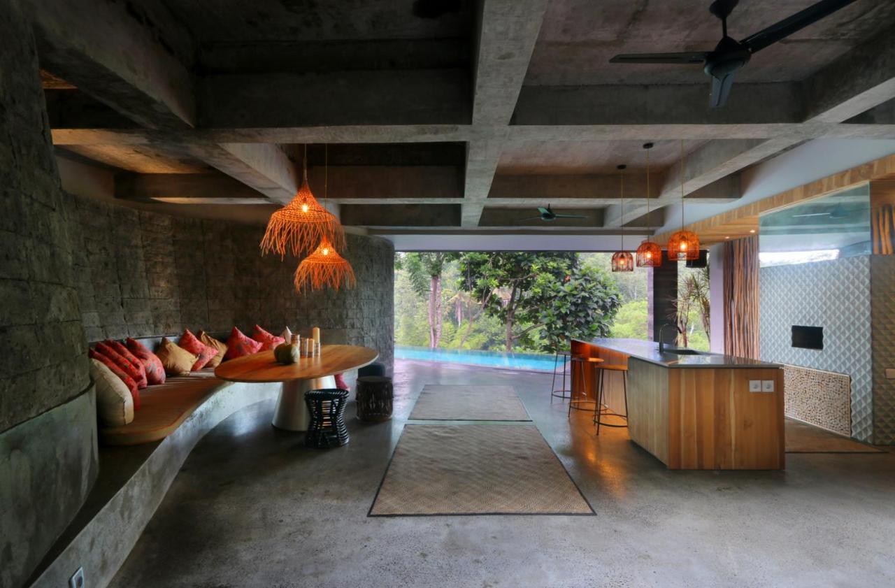 Chameleon Villa Bali ตาบานัน ภายนอก รูปภาพ